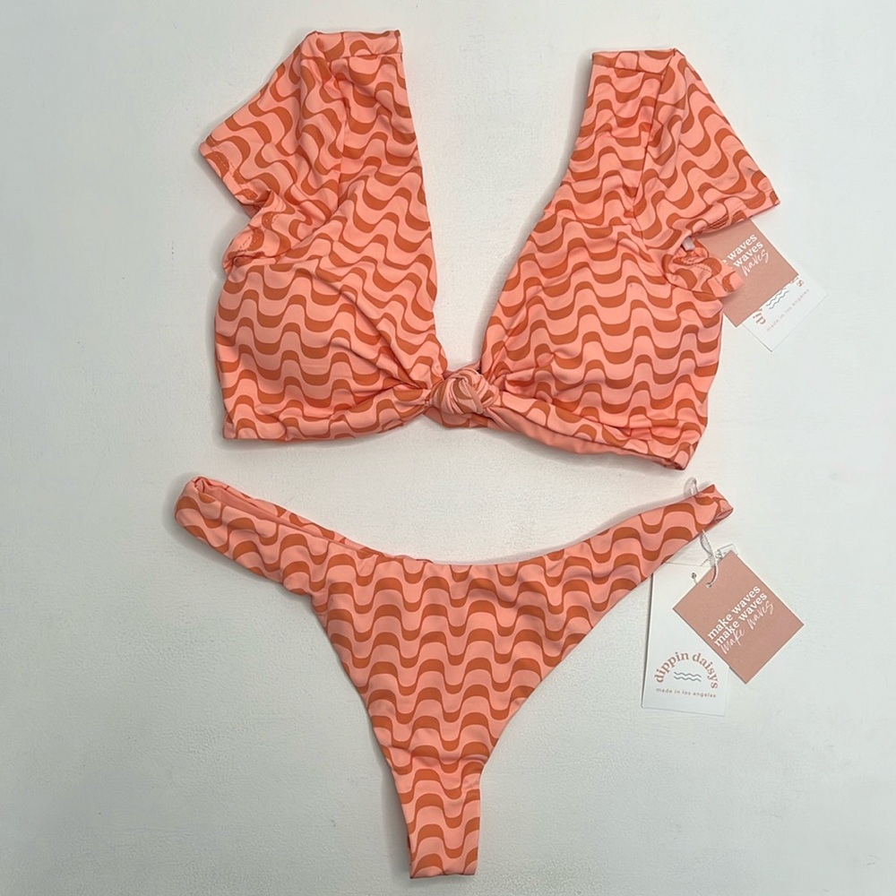 NWT Dippin Daisys New Wave Vision top Seaport bottoms medium bikini set